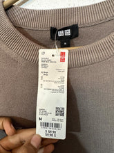 Uniqlo Sweatshirt (766)