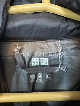 Uniqlo Puffer (693)