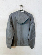Uniqlo Parachute Hooded Jacket (195)