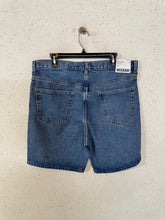 Weekday Short (353)