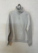 Zara Quarter Zipper Sweatshirt (232)