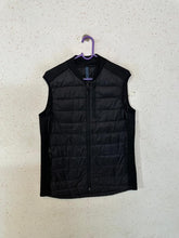Zara Man Sleeveless Puffer (1866)