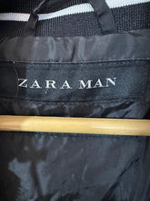 Zara Man Hooded Bomber Jacket (198)