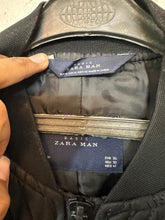 Zara Man Bomber Jacket (913)